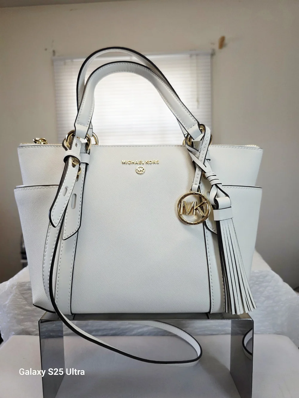 Michael Kors Sullivan Small Saffiano Leather Top-Zip Tote Bag In Optic White
